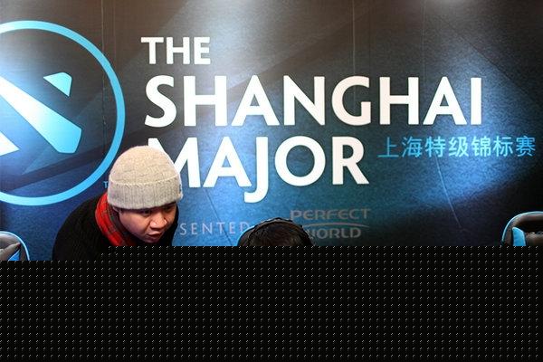 T1官宣：与Faker成功续约