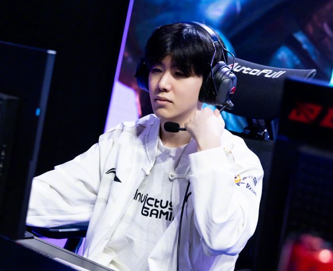 knight ：想在这次大赛中遇到Faker，想为复仇去年的世界赛之仇