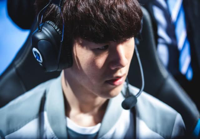 FPX时隔581天再次晋级季后赛，为2024LPL春季赛第四支晋级