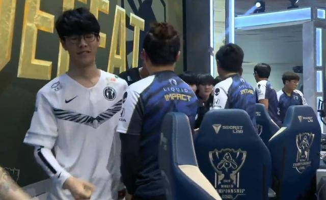 赵志铭波比关键壁咚 小草包暴毙功亏一篑 宁王队1-0泡芙队