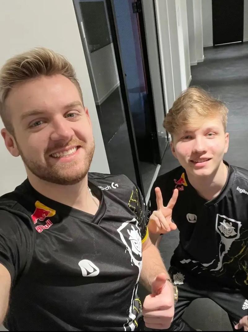 FL4MUS遭诈骗分子套路，价值4万美元的游戏皮肤被骗