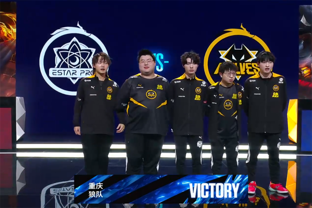 丛林差距！Oner赵信猛烈发起团战，击败 GIDEON 赢得第一场比赛